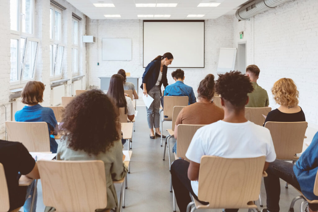 How To Highlight Your Past Teaching Experience In Interviews