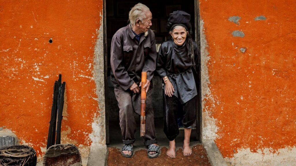 Nicknames related to the word "Old Man" in Vietnamese: Old Woman