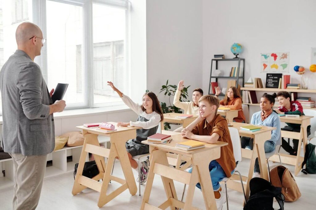 Tiêu chí tuyển dụng giáo viên bản ngữ