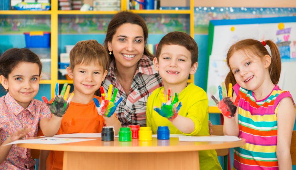 Daily Tasks and Responsibilities of a Kindergarten Teacher