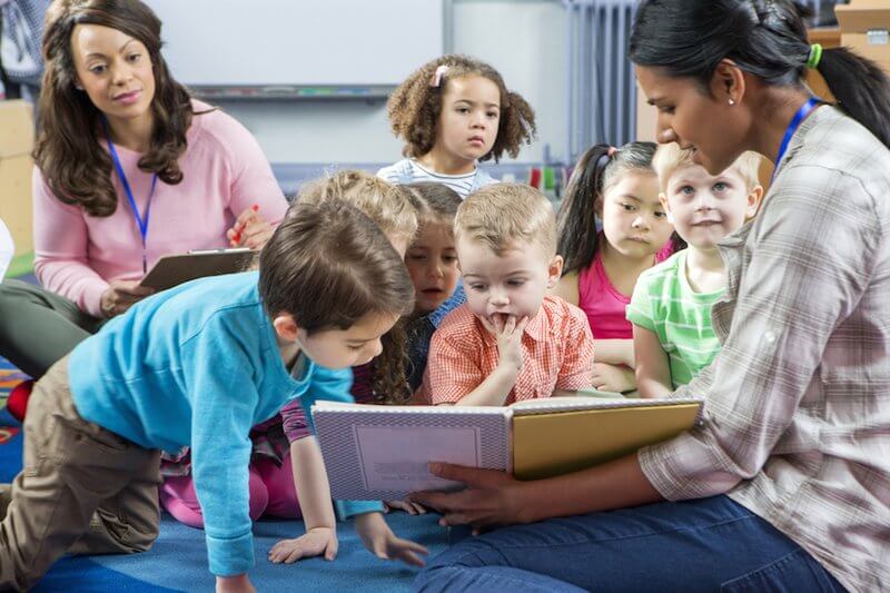How to Become a Kindergarten Teacher: Step-by-Step Guide