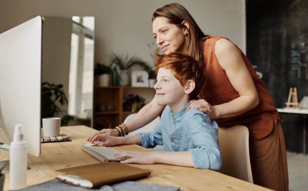 How Can Indonesian Teachers Succeed in Online Teaching Markets
