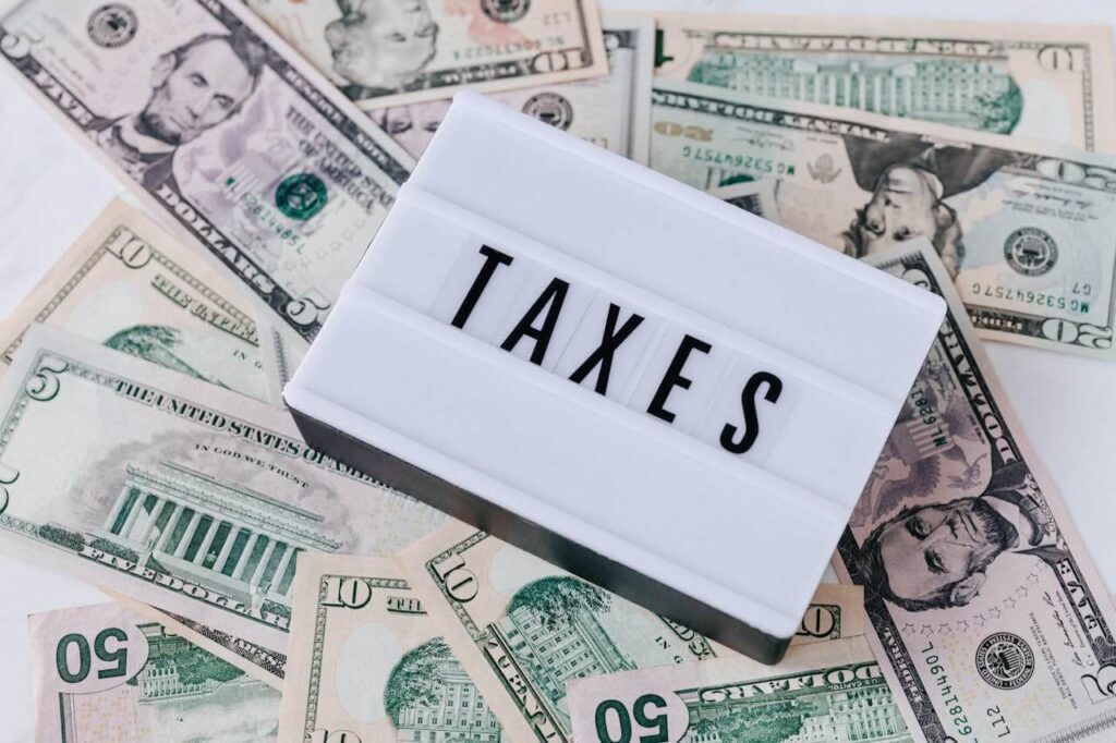 What Is the Difference Between Tax Resident and Non-Resident Status in Vietnam