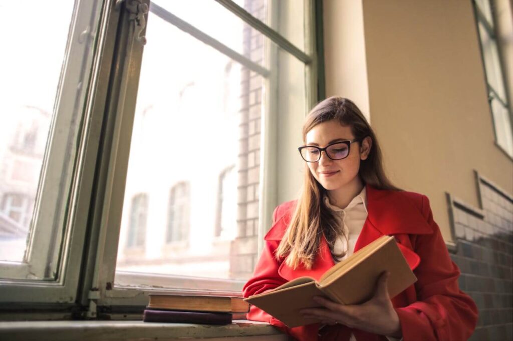 Why Gap Year Scholarships Are Worth Pursuing: Research-Backed Benefits