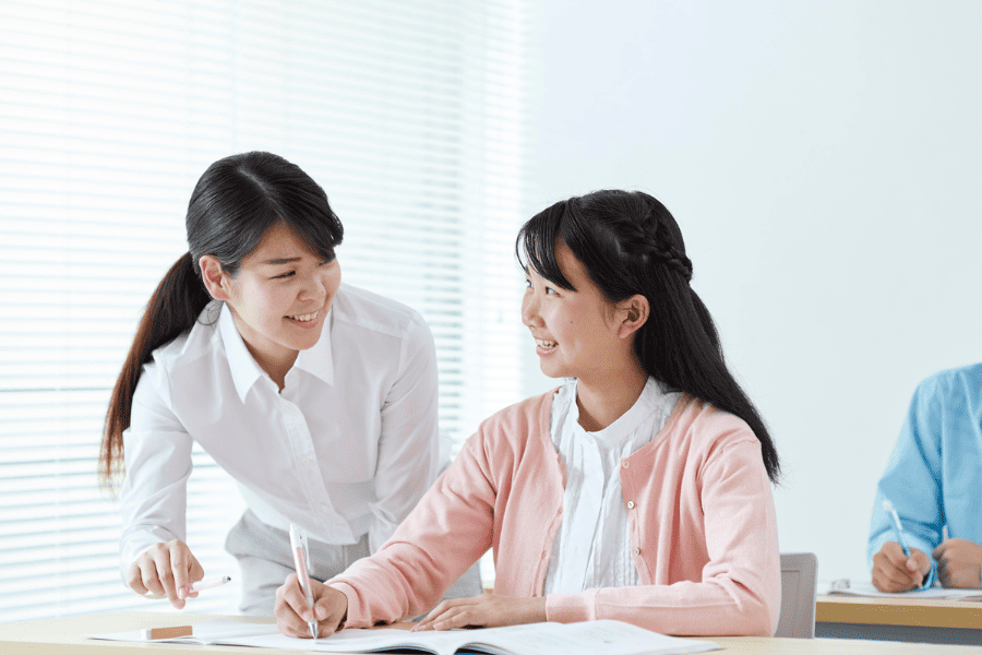 Tuyển dụng giáo viên nước ngoài 